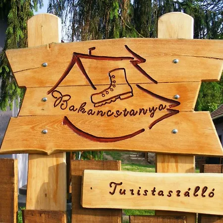 Bakancstanya Hostel