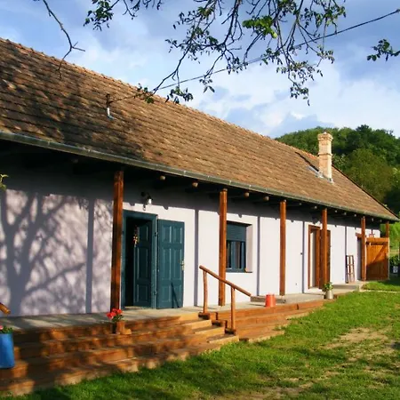 Bakancstanya Hostel Ketbodony