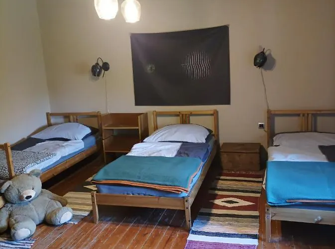 Bakancstanya * Ketbodony